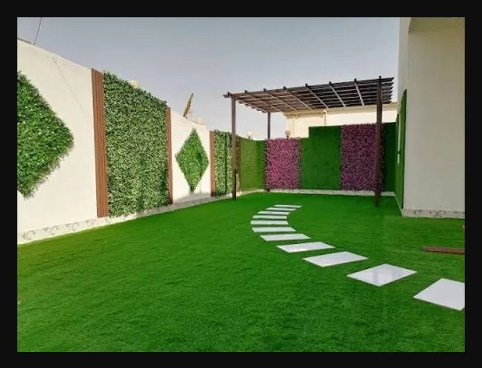 عشب صناعي